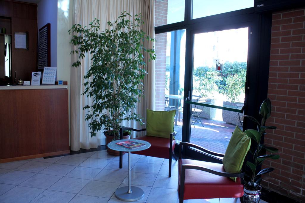 Leonardo Hotel Парма Экстерьер фото